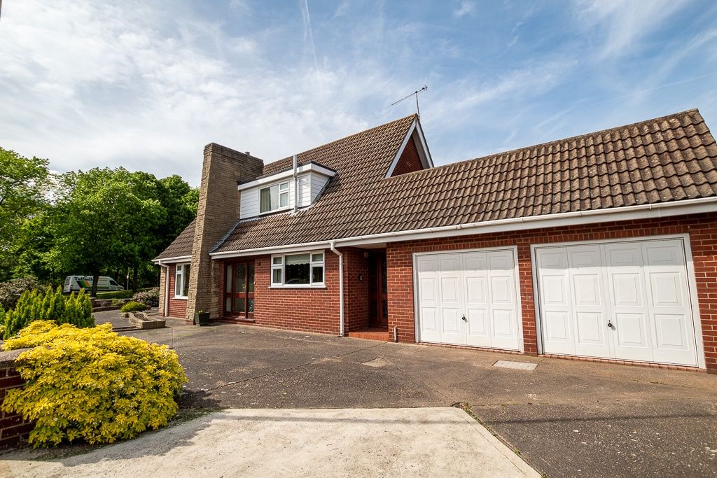 3 bed detached house for sale in Bristol Road, Scunthorpe DN17 Zoopla