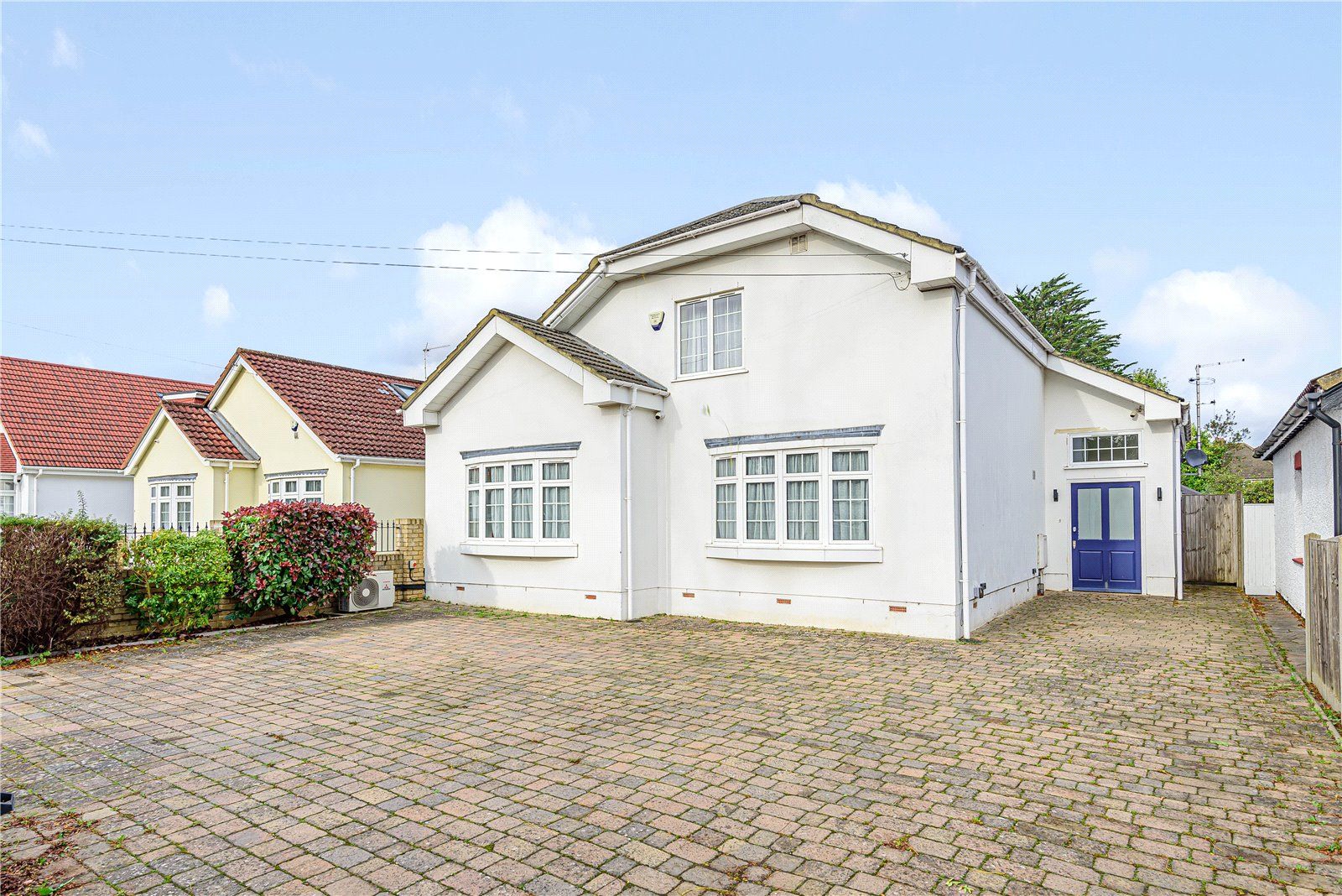 5 bed detached house for sale in Halford Road, Ickenham, Middlesex UB10