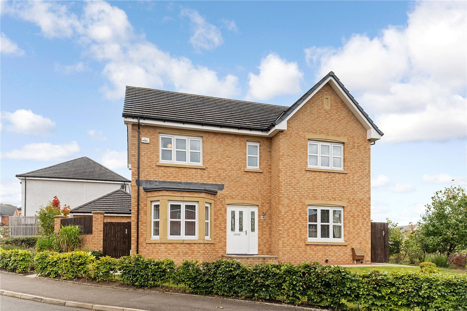 4 bed detached house for sale in Raeswood Crescent, Crookston G53 Zoopla