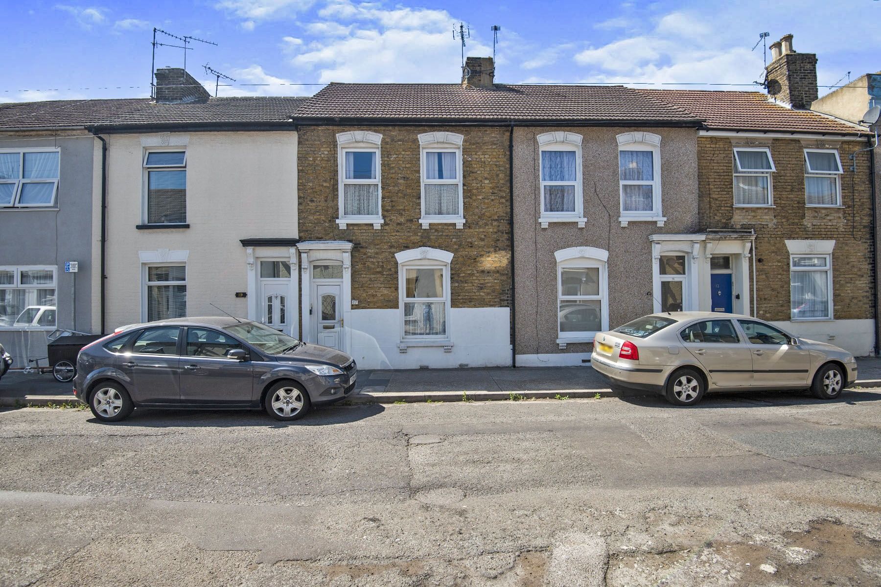 3 bed terraced house for sale in Ranelagh Road, Sheerness ME12 Zoopla