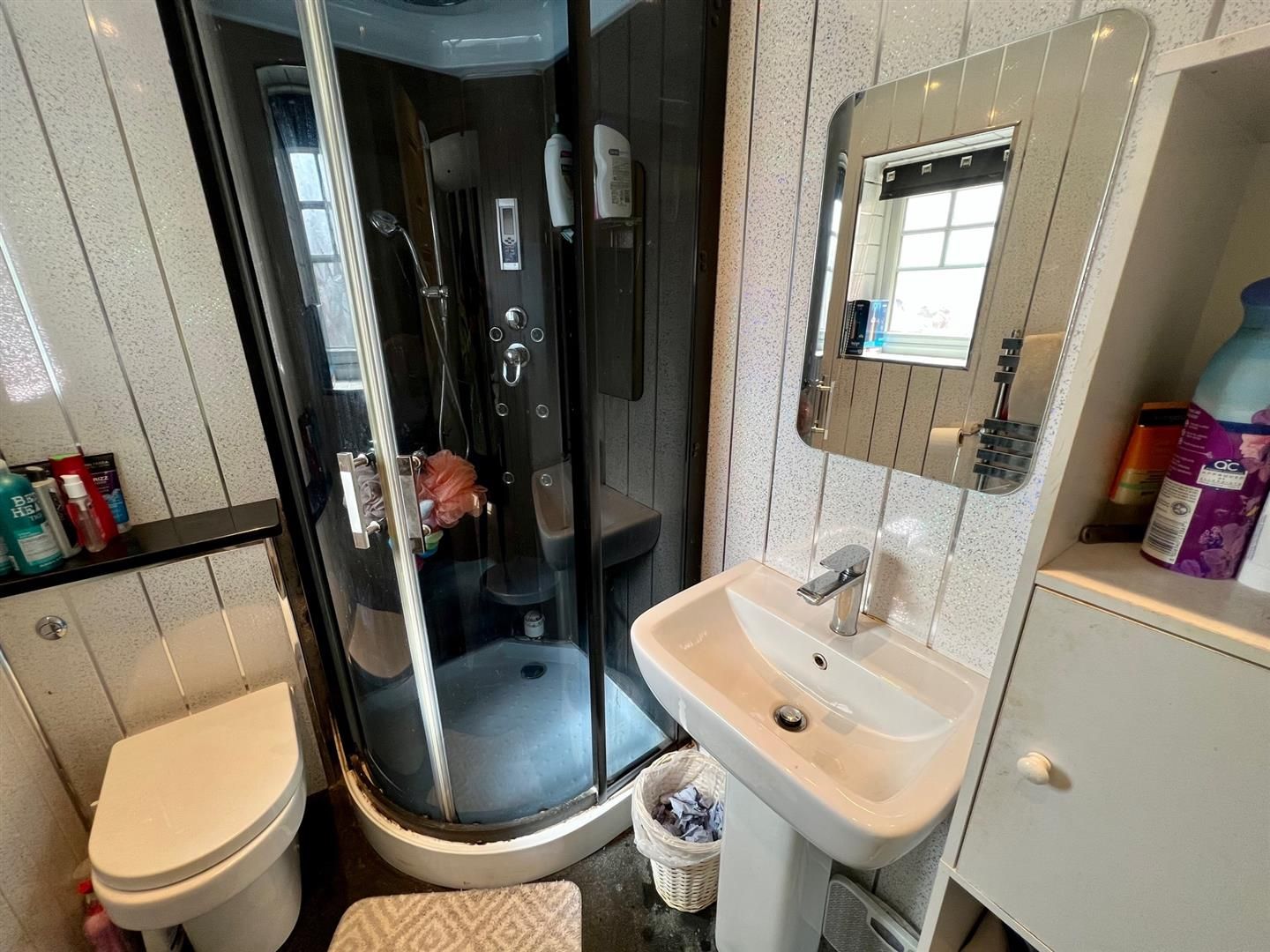 3 bed detached house for sale in Pant Bryn Isaf, Llwynhendy, Llanelli SA14 Zoopla