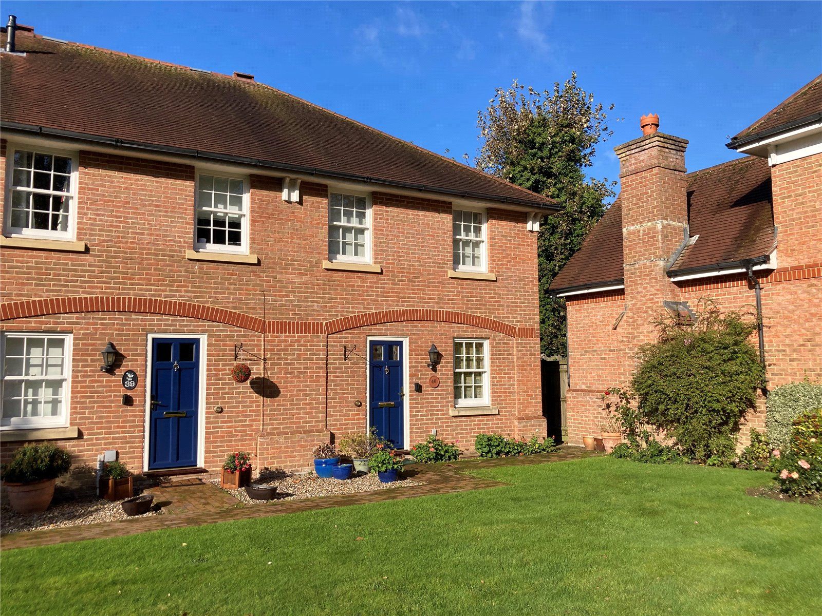 2 bed terraced house for sale in Springfield Park, North Parade