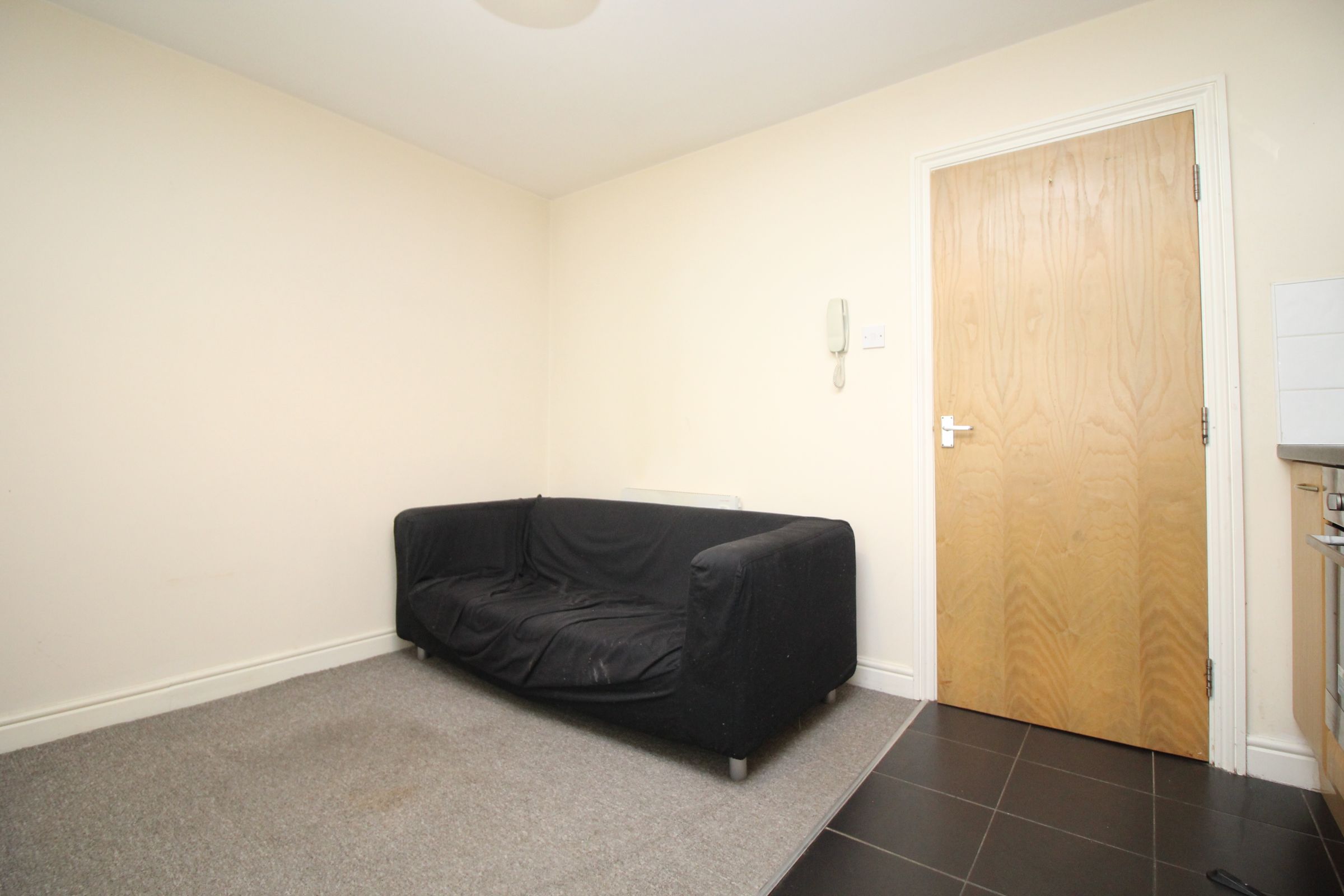 1 bed flat to rent in Firth Road, Beeston, Leeds LS11 Zoopla
