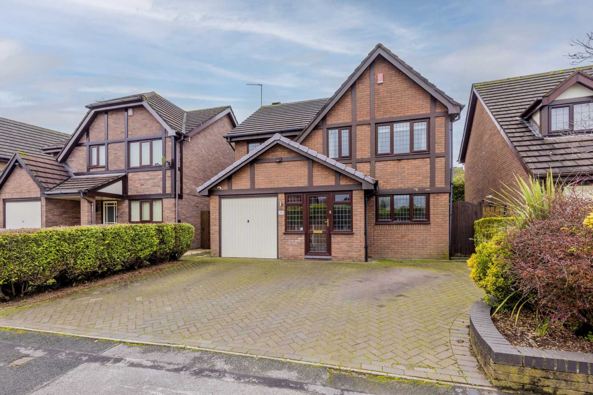 4 bed detached house for sale in Valerian Way, Meir Park ST3 Zoopla