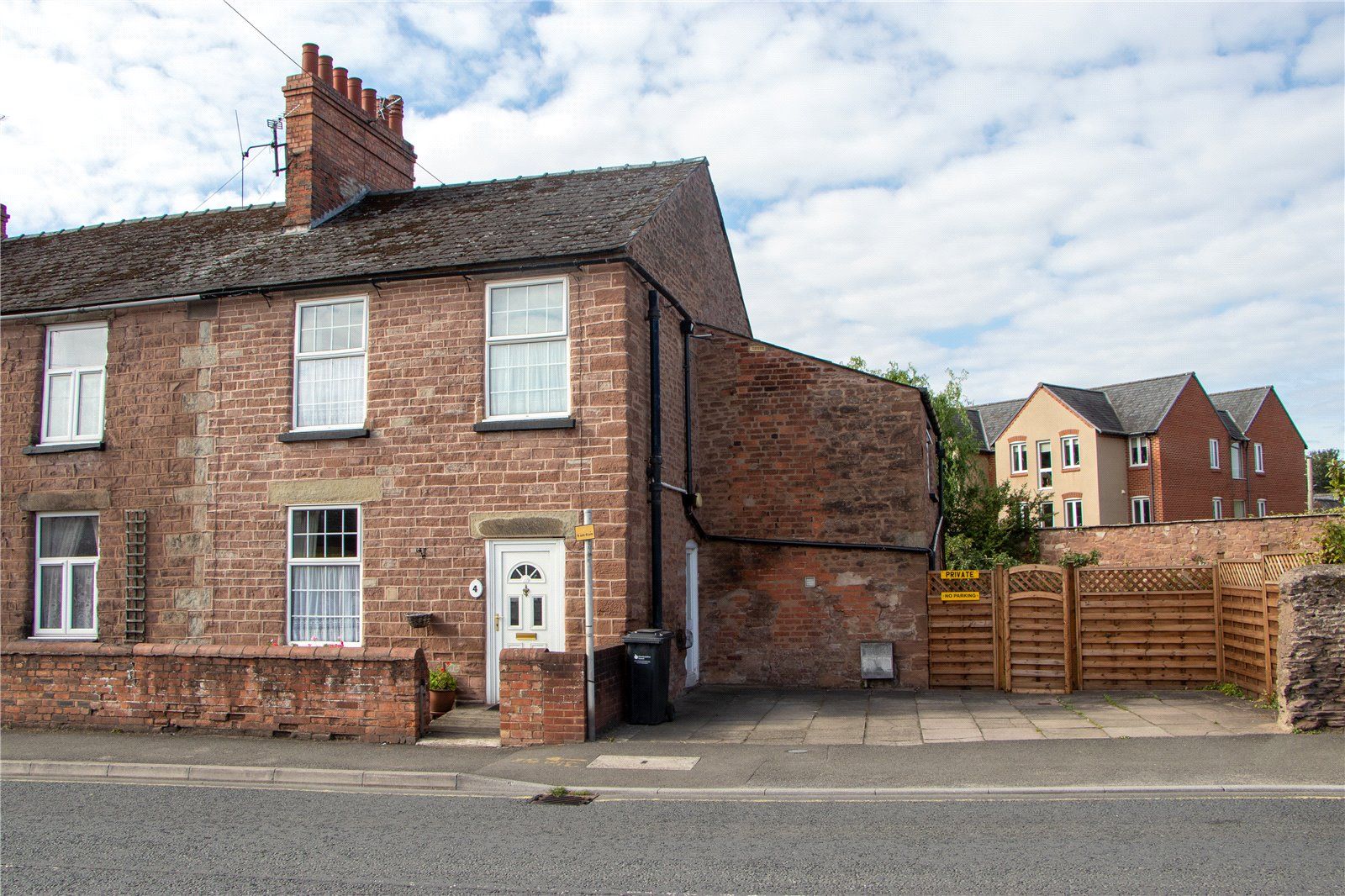 3 bed end terrace house for sale in Millpond Street, RossOnWye, Herefordshire HR9 Zoopla