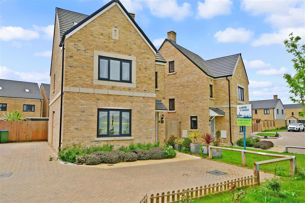4 bed detached house for sale in Lytton Copse, Wick, Littlehampton