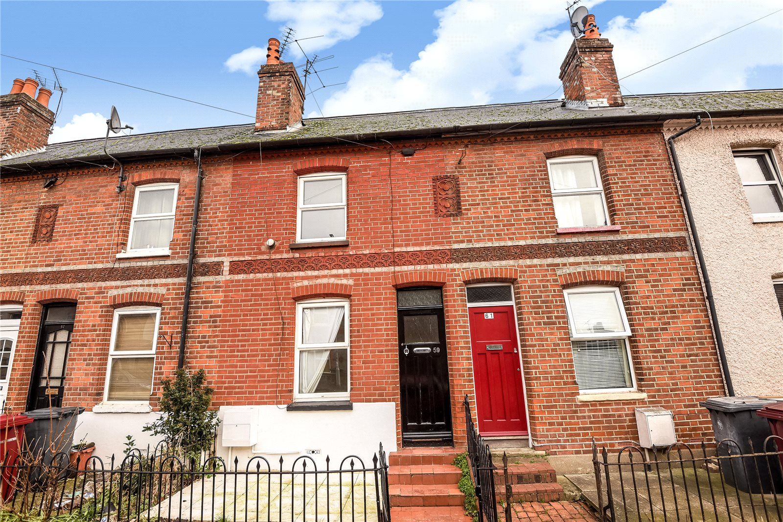 3 bed terraced house to rent in Elgar Road, Reading, Berkshire RG2 Zoopla