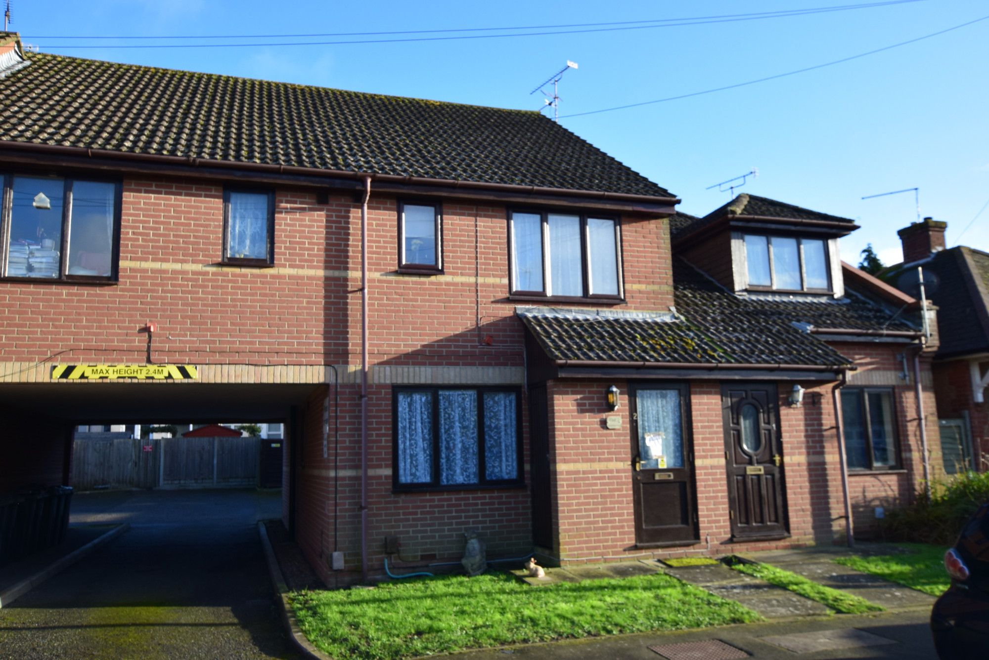 1 bed flat for sale in Appleby Court, Dering Road, Ashford, Kent TN24