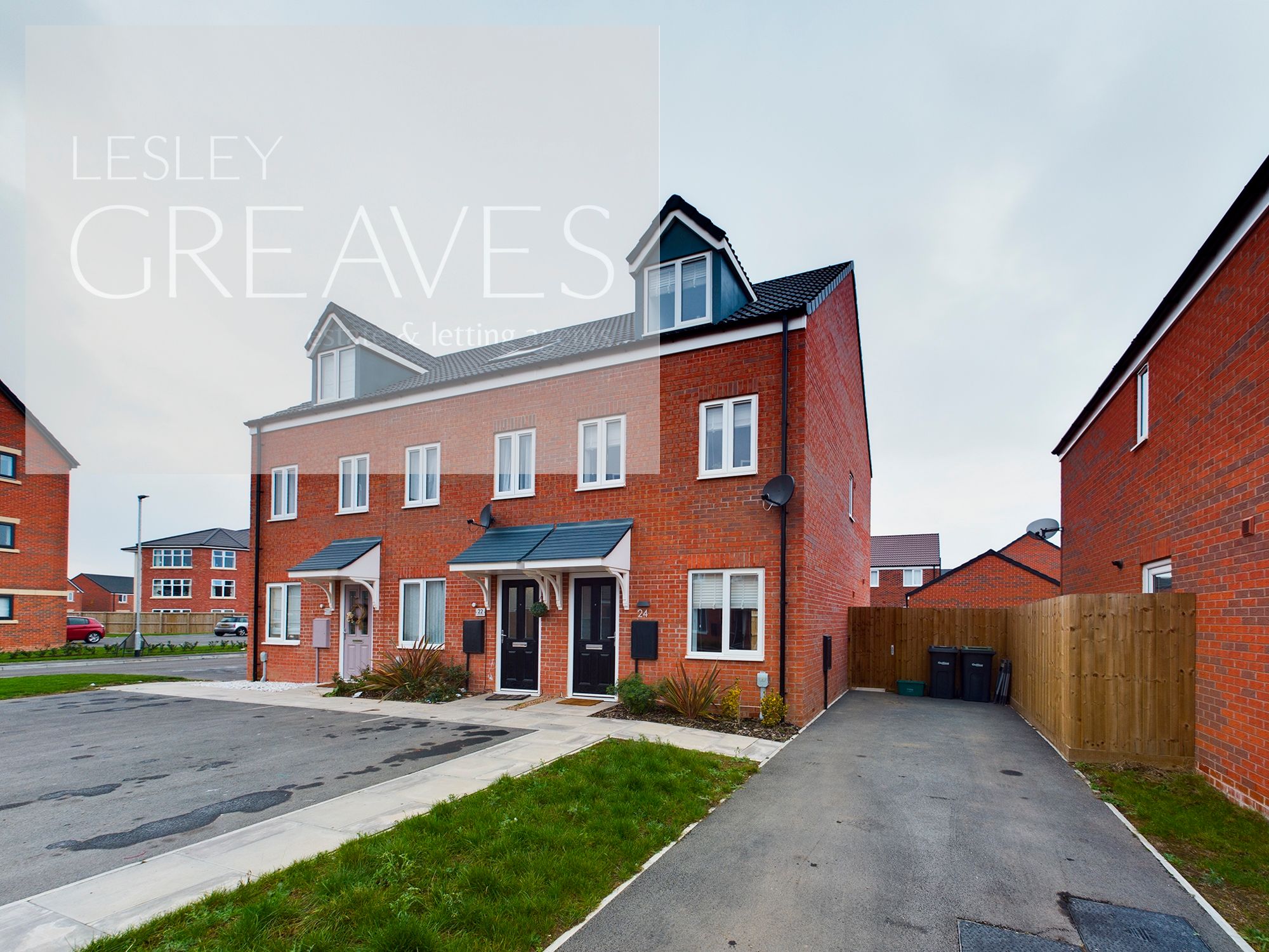 3 bed town house for sale in Smew Road, Burton Joyce, Nottingham NG14