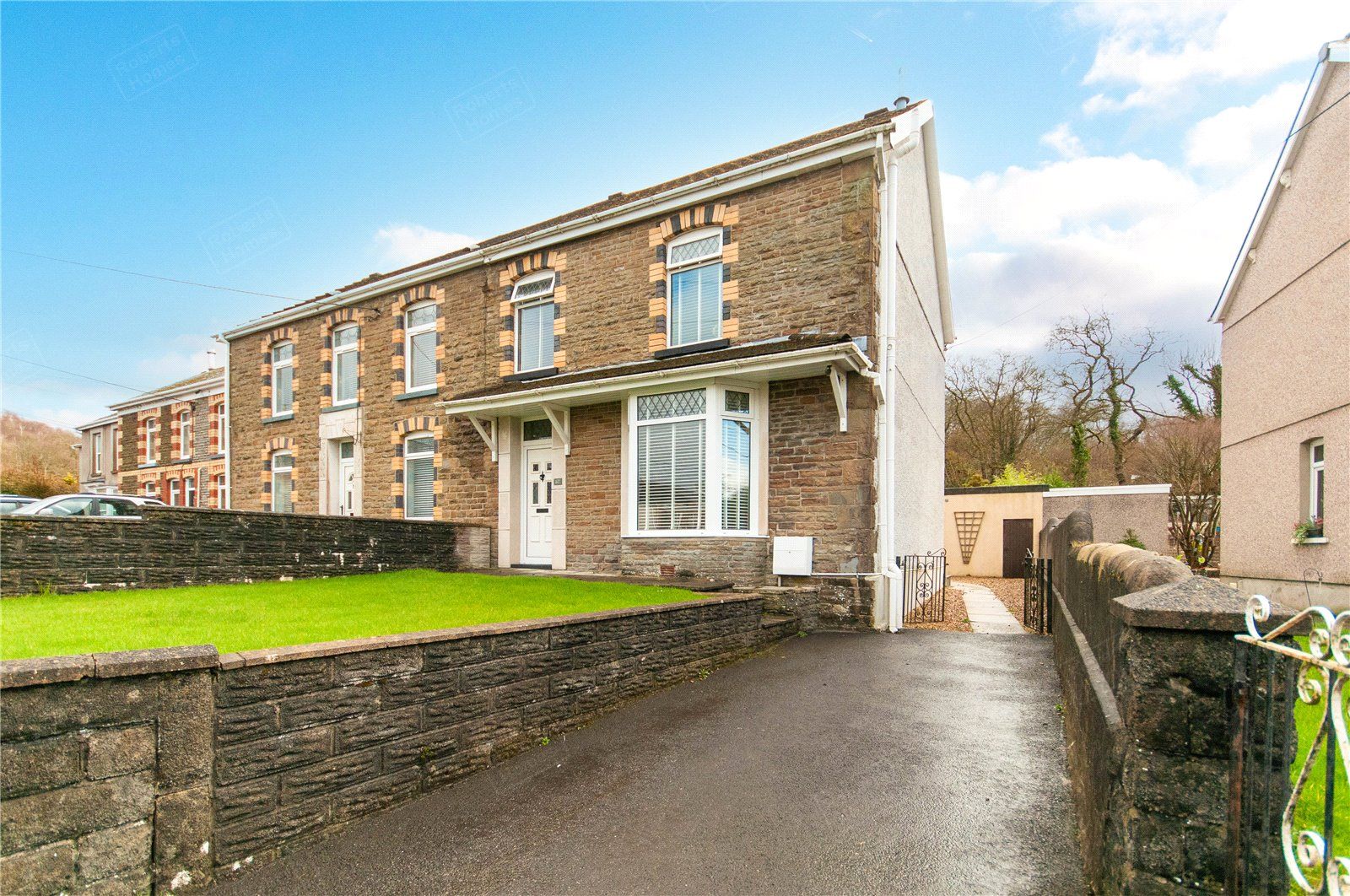 3 bed semidetached house for sale in Station Road, Ystradgynlais