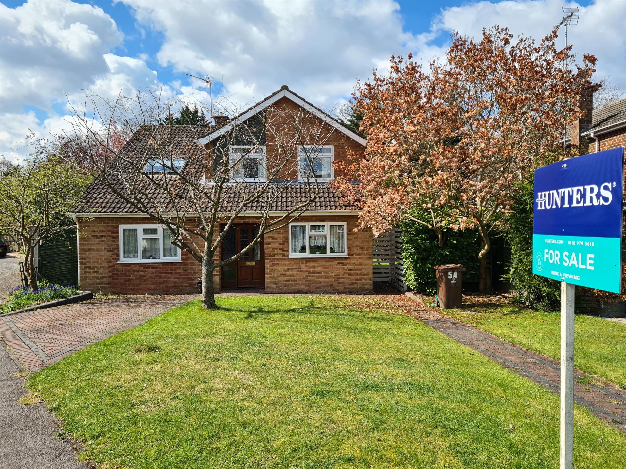 4 bed detached house for sale in Holmes Crescent, Wokingham RG41 Zoopla