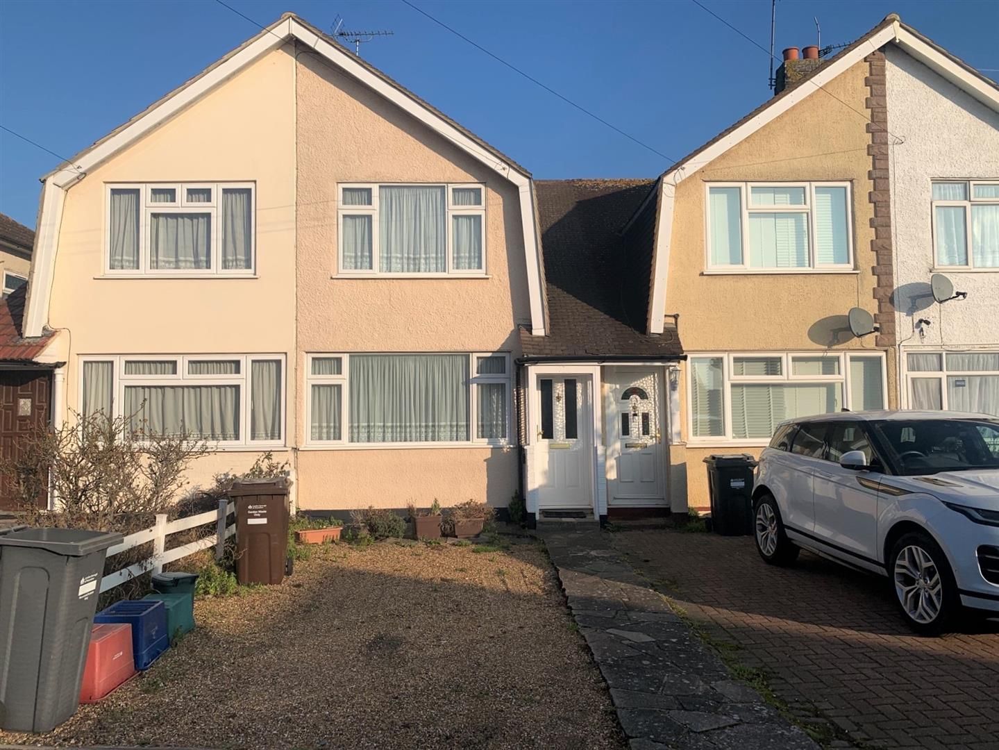 2 bed terraced house for sale in Gloucester Road, Feltham TW13 Zoopla