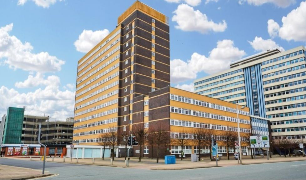 2 bed flat to rent in Daniel House, Trinity Road, Bootle, Merseyside