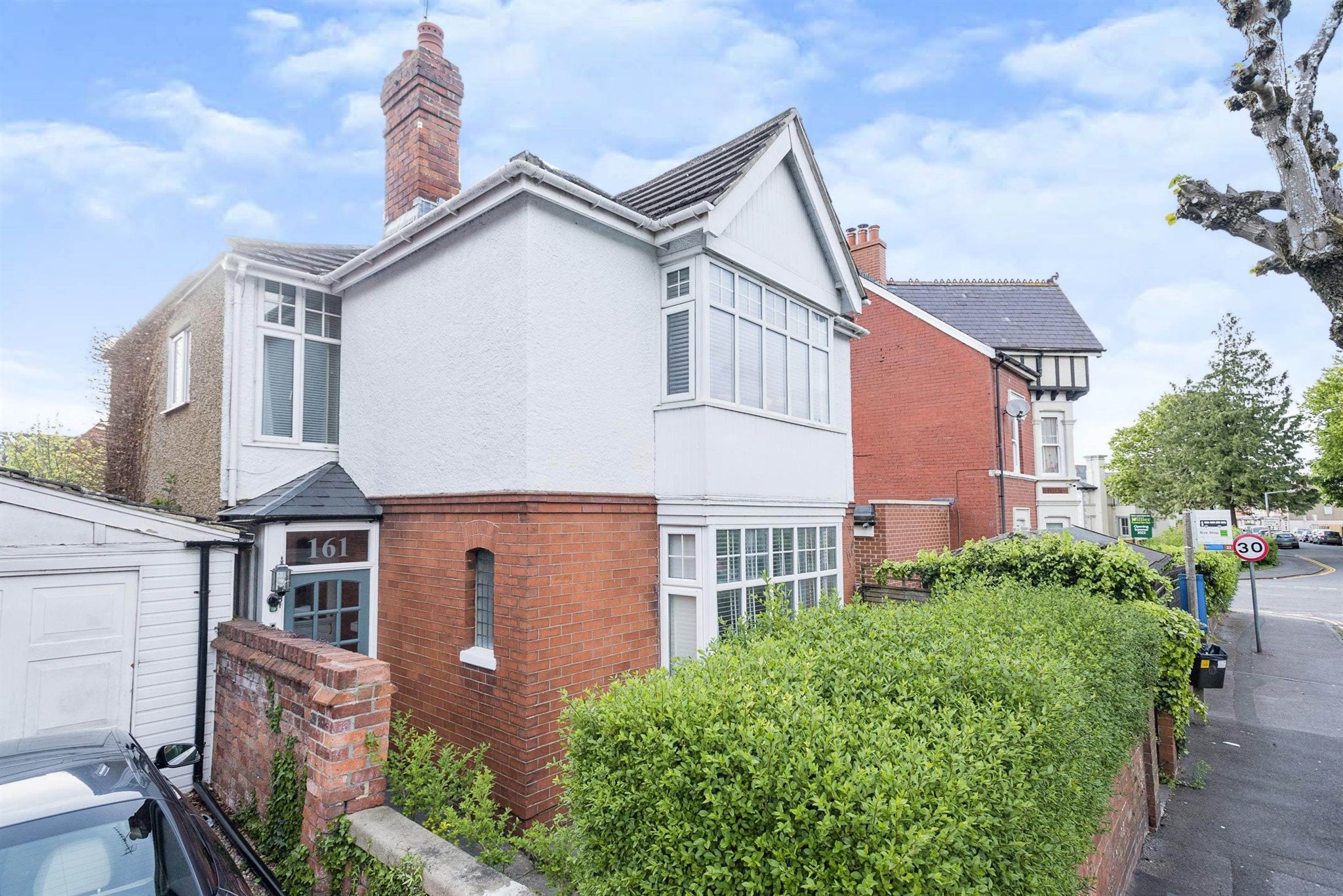 3 bed detached house for sale in Goddard Avenue, Swindon SN1 Zoopla