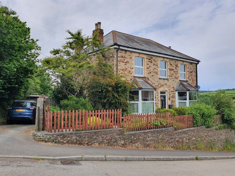 4 bed property for sale in Berrycoombe Hill, Bodmin PL31 Zoopla