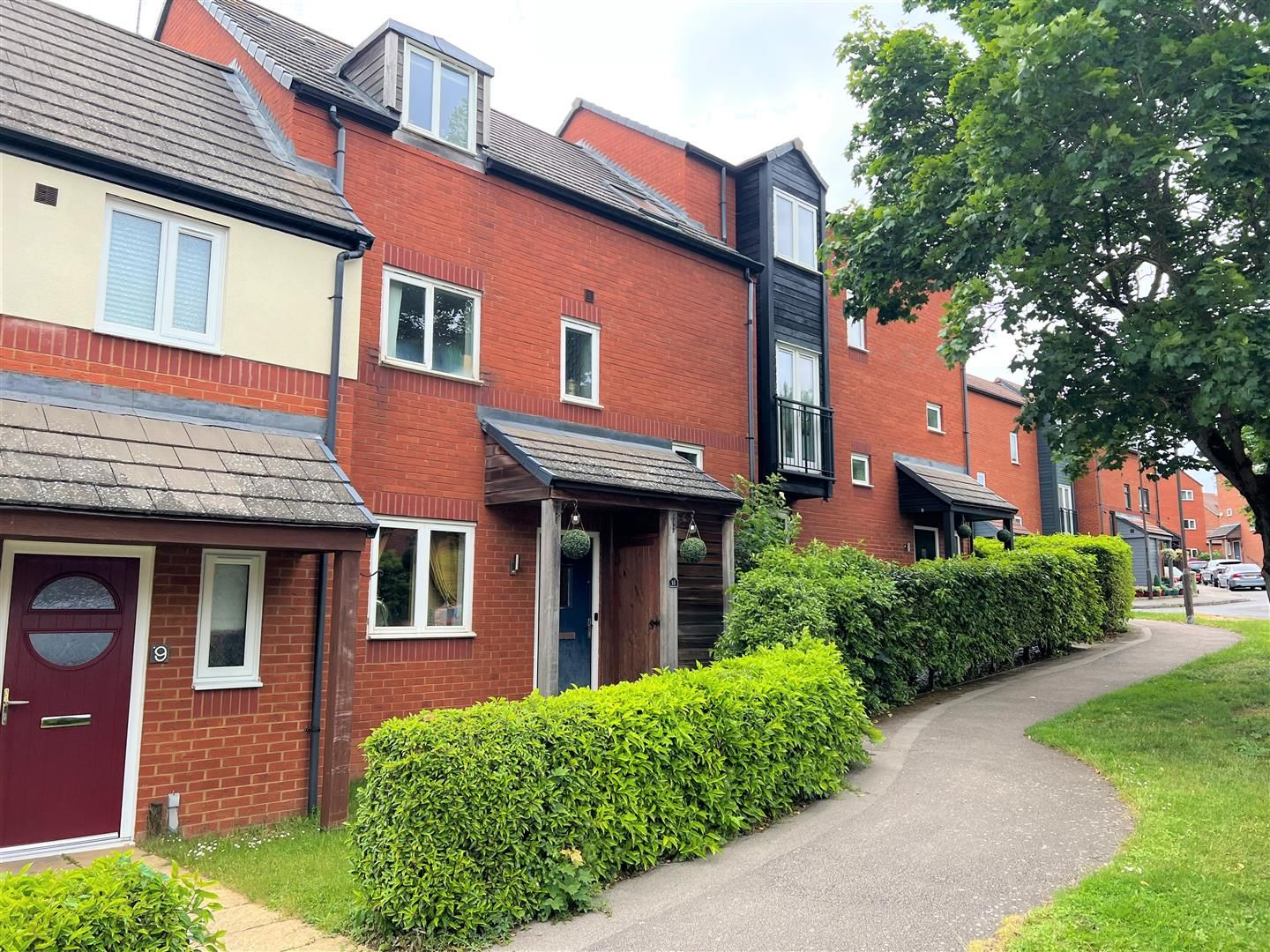 5 bed town house for sale in Turneys Drive, Wolverton Mill, Milton