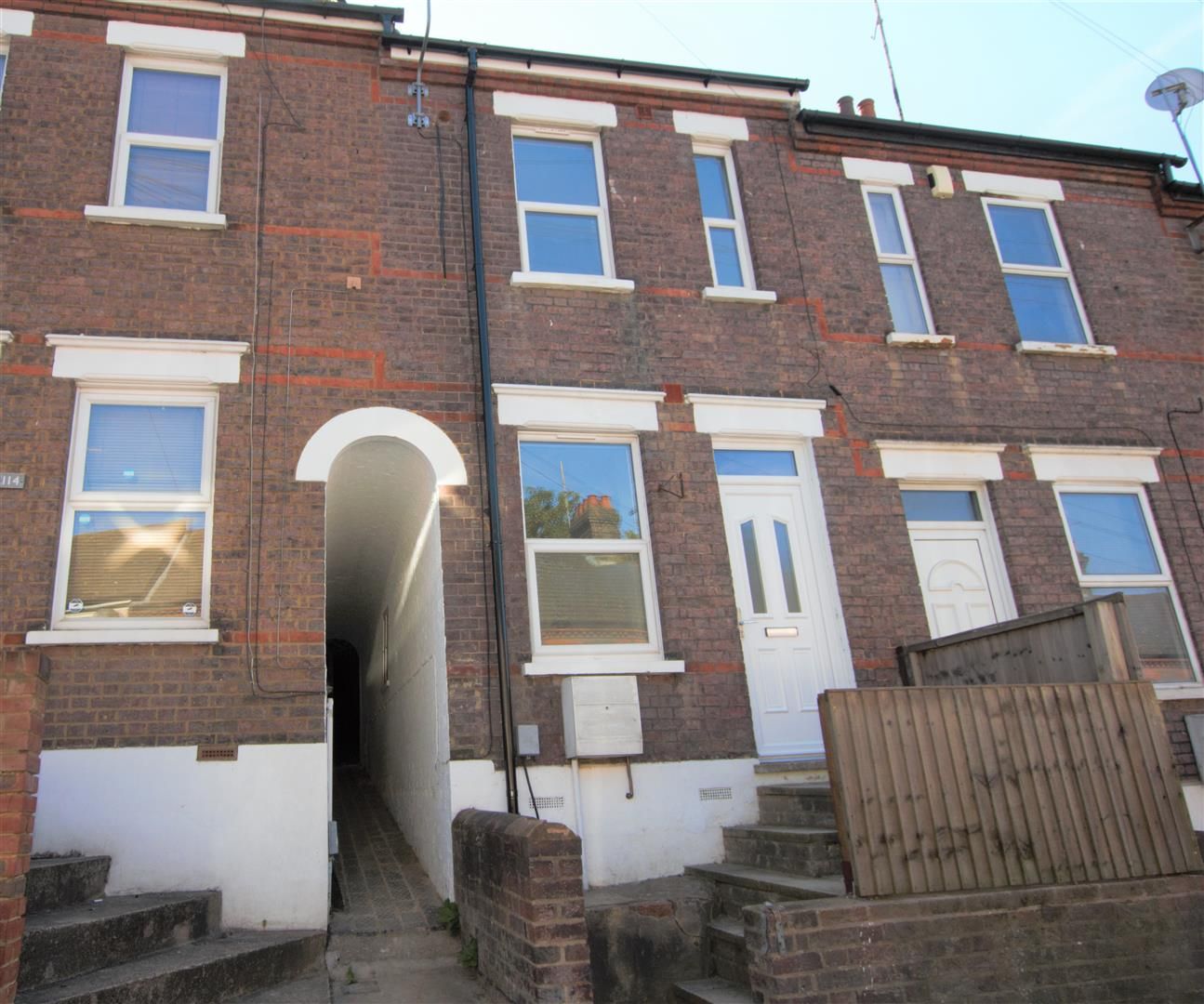 3 bed terraced house to rent in Hartley Road, Luton LU2 Zoopla