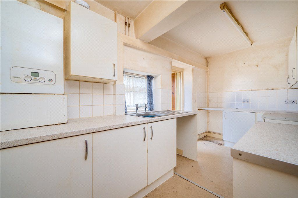 2 bed terraced house for sale in Ripon Road, Killinghall, Harrogate