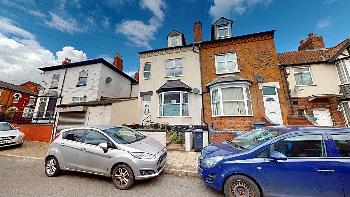 4 bed semidetached house for sale in Sycamore Road, Handsworth