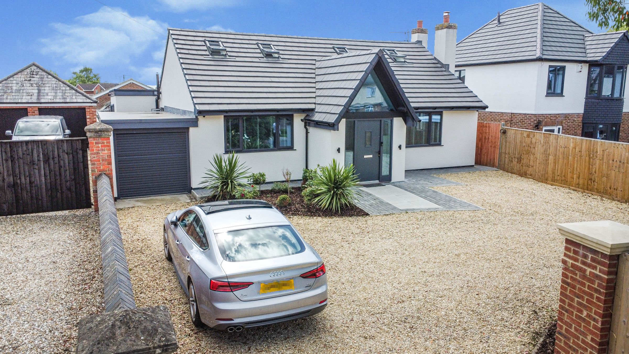 4 bed detached bungalow for sale in Beechcroft Road, Swindon SN2 Zoopla