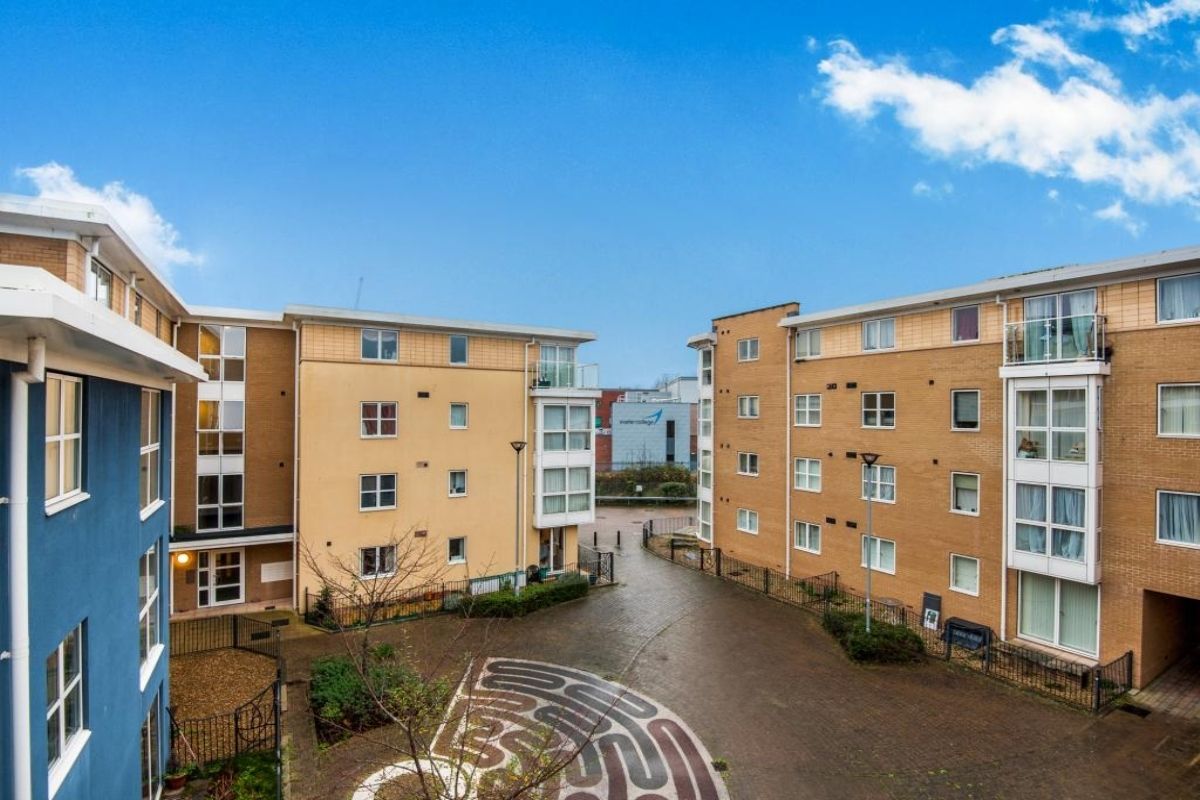 4 bed terraced house to rent in Richmond Court, Exeter EX4 Zoopla