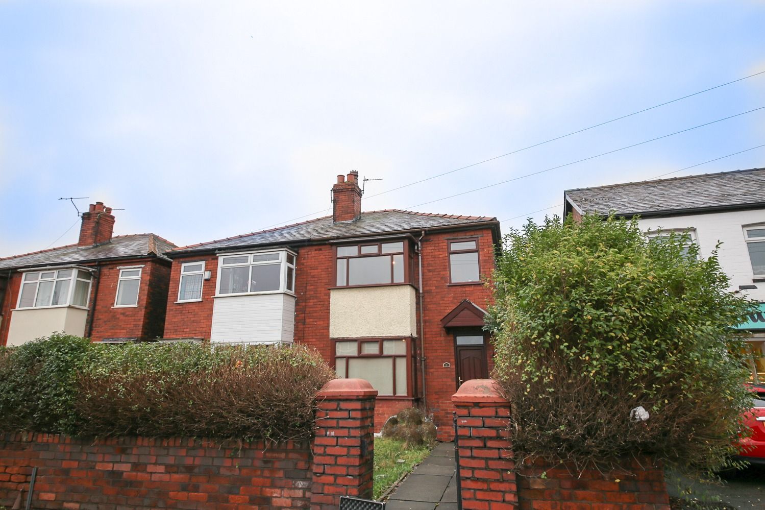 3 bed semidetached house to rent in Poolstock, Wigan, Lancashire WN3