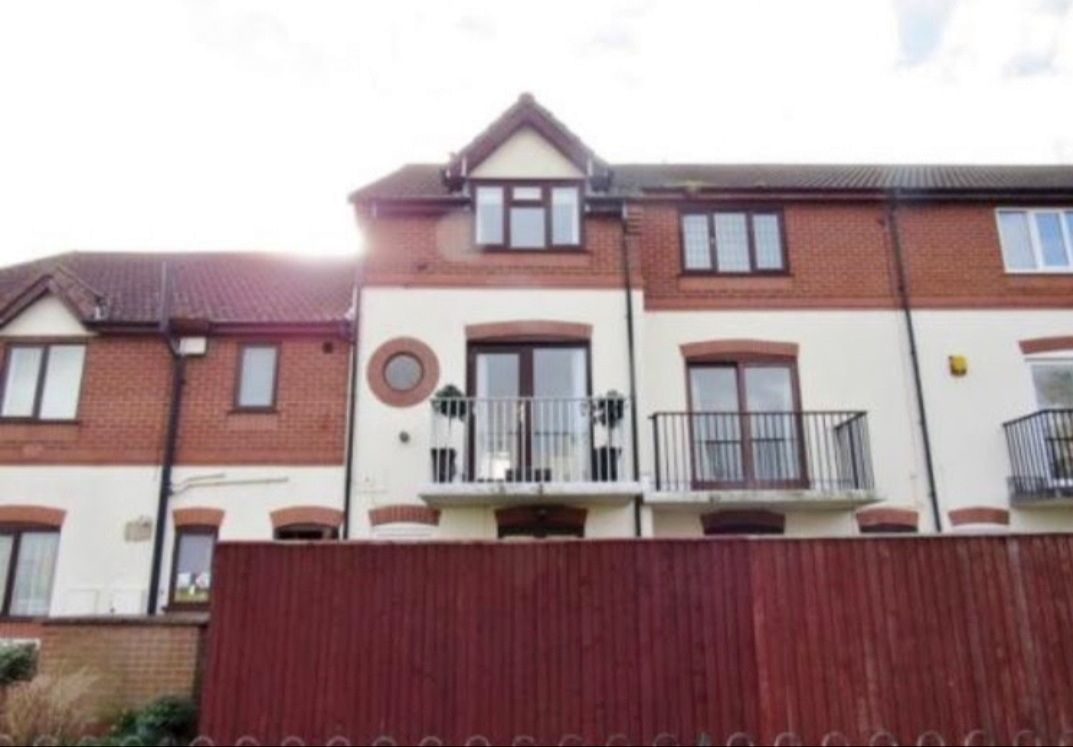 2 bed mews house to rent in Kings Mews, Cleethorpes DN35 Zoopla