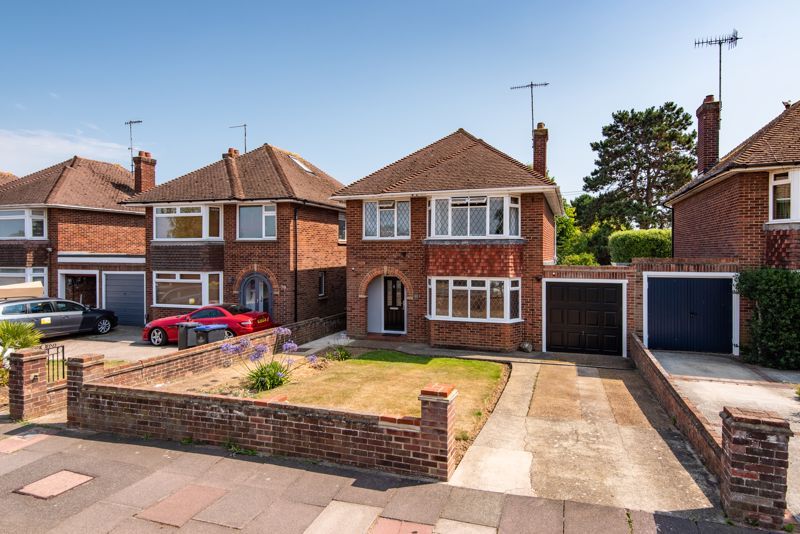 3 bed detached house for sale in Palatine Road, GoringBySea, Worthing