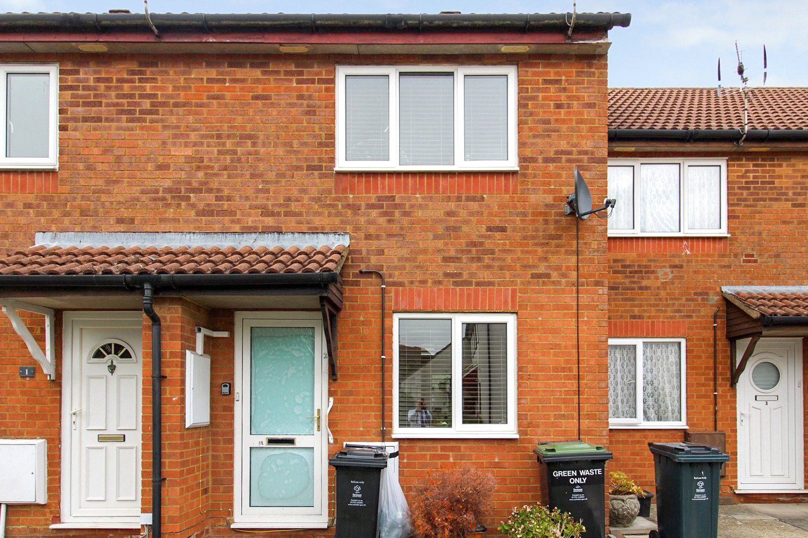 2 bed terraced house for sale in Berenger Close, Old Town, Swindon