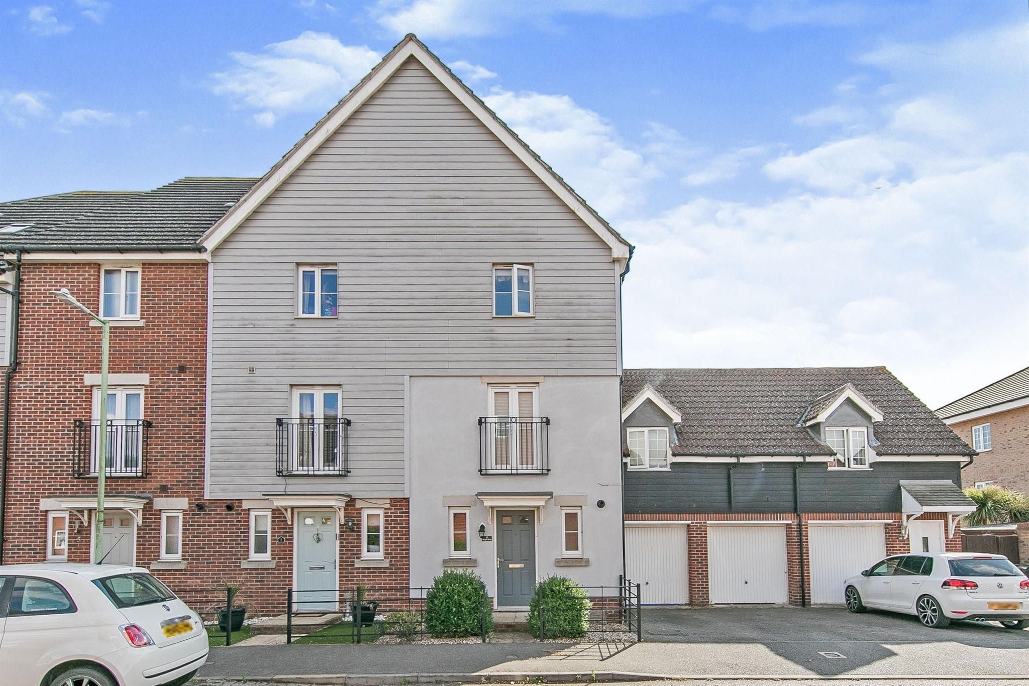 3 bed end terrace house for sale in Wagtail Drive, Stowmarket IP14 Zoopla