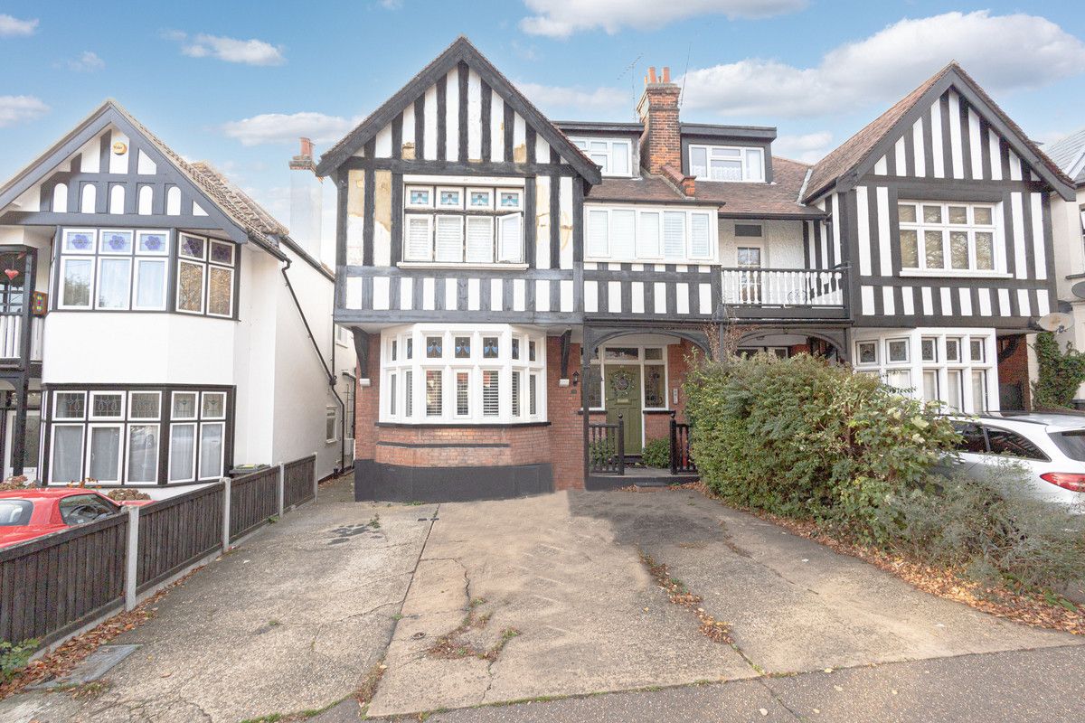 2 bed for sale in Ailsa Road, WestcliffOnSea SS0 Zoopla