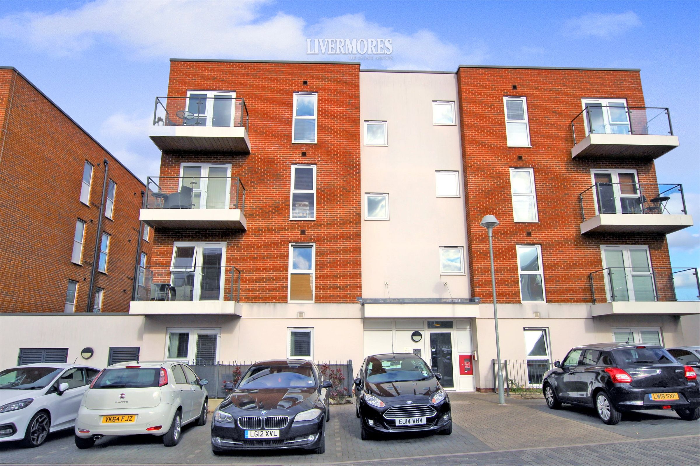 1 bed flat to rent in Alcock Crescent, Crayford, Dartford DA1 Zoopla