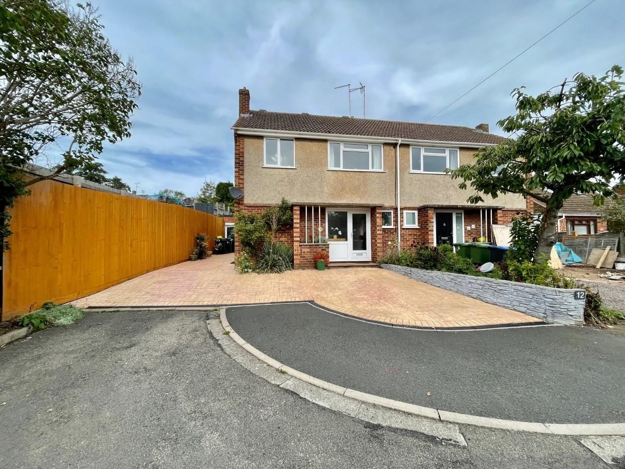 4 bed semidetached house for sale in Beaconsfield Avenue, Rugby CV22 Zoopla