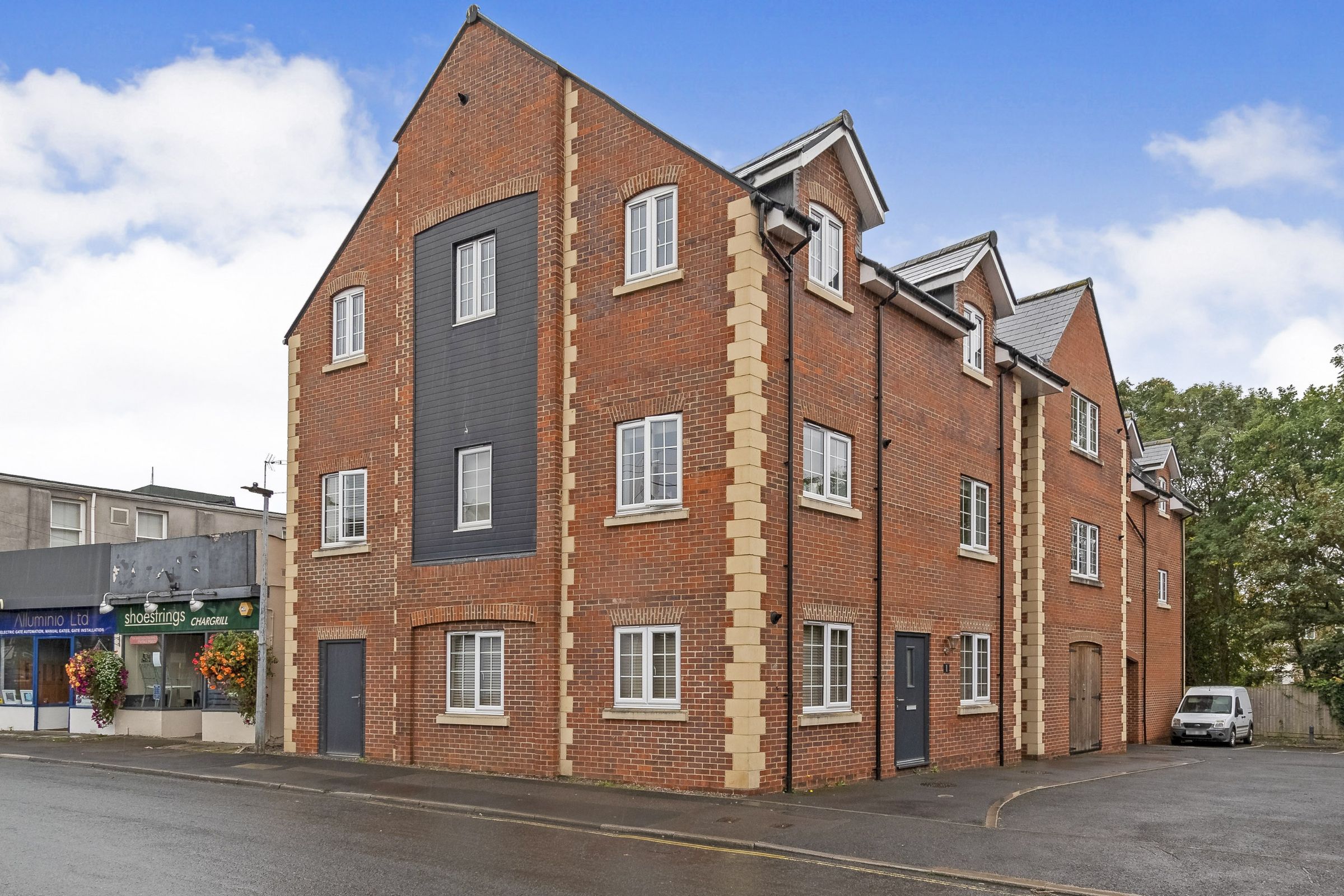 1 bed flat for sale in West End Close, Chippenham SN14 Zoopla