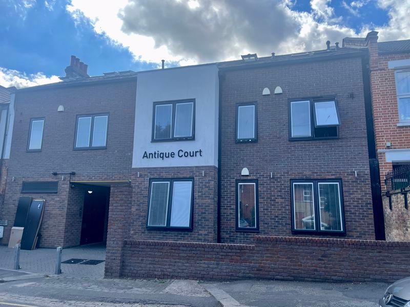 3 bed terraced house to rent in Antique Court, Tynemouth Road, London