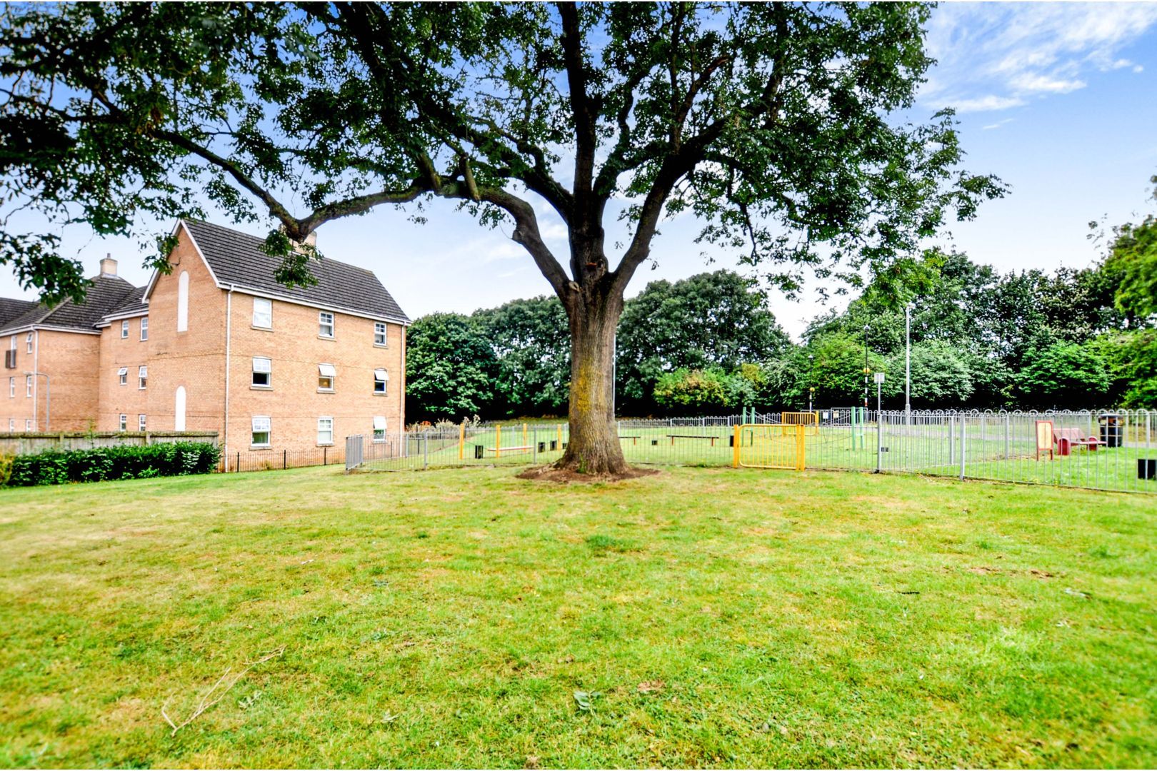 2 bed flat for sale in Morning Star Road, Royal Park, Daventry NN11