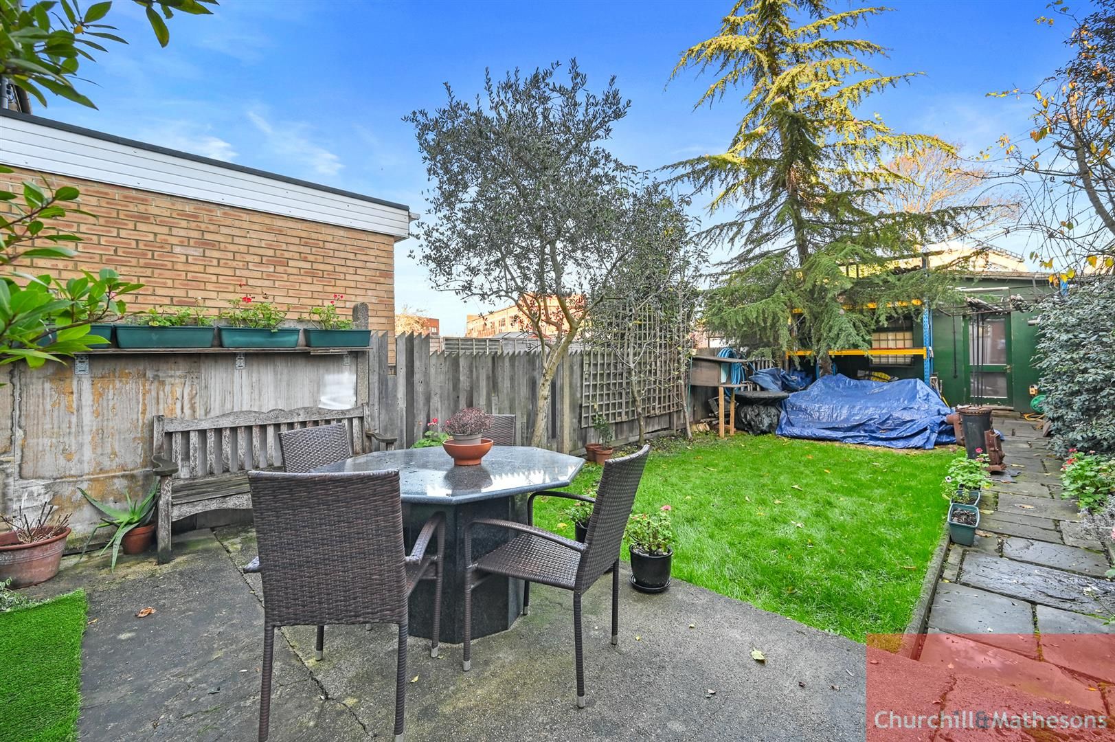 4 bed property for sale in Western Avenue, London W3 Zoopla