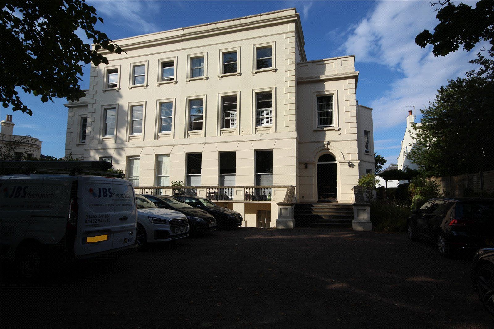 1 bed flat for sale in London Road, Cheltenham, Gloucestershire GL52