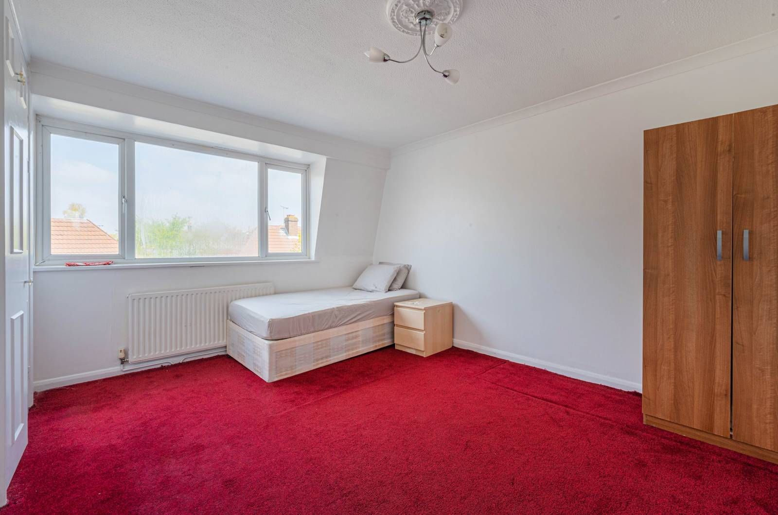 Colman Road, Beckton, London E16  