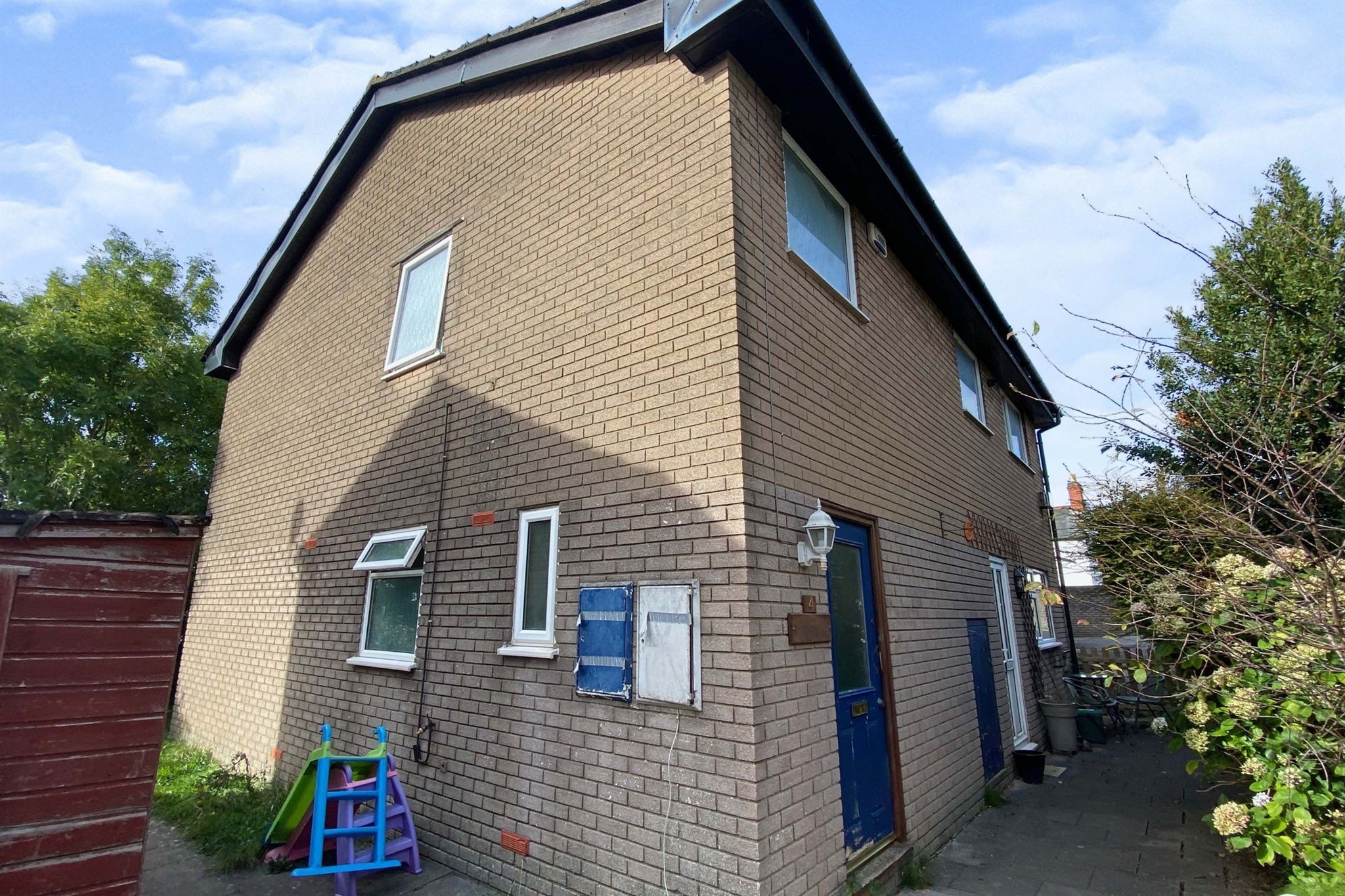 2 bed flat for sale in Summerland Close, Llandough, Penarth CF64 Zoopla