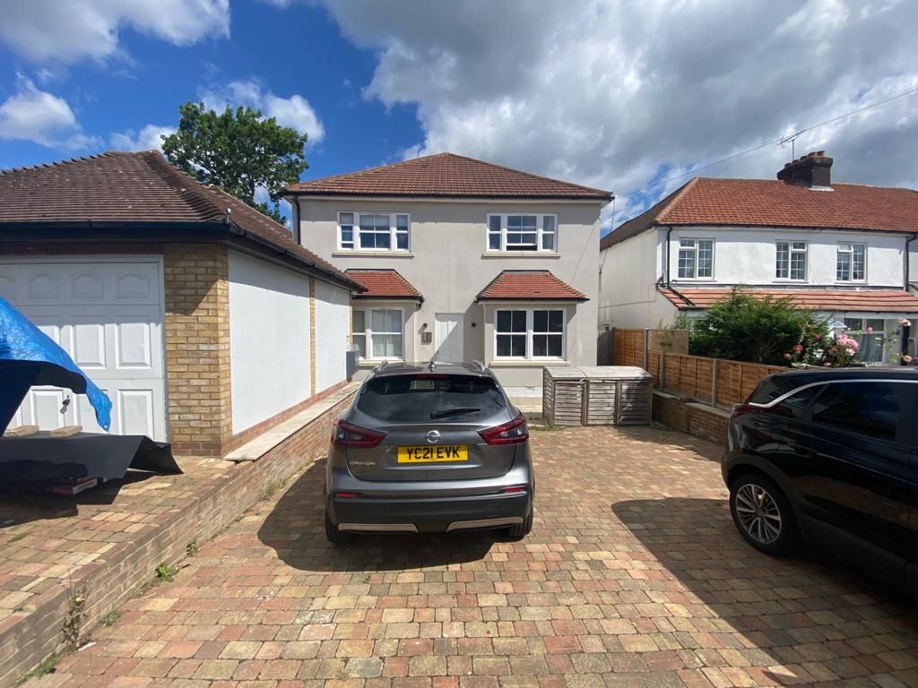 1 bed flat to rent in Beverley Gardens, Cheshunt, Waltham Cross EN7