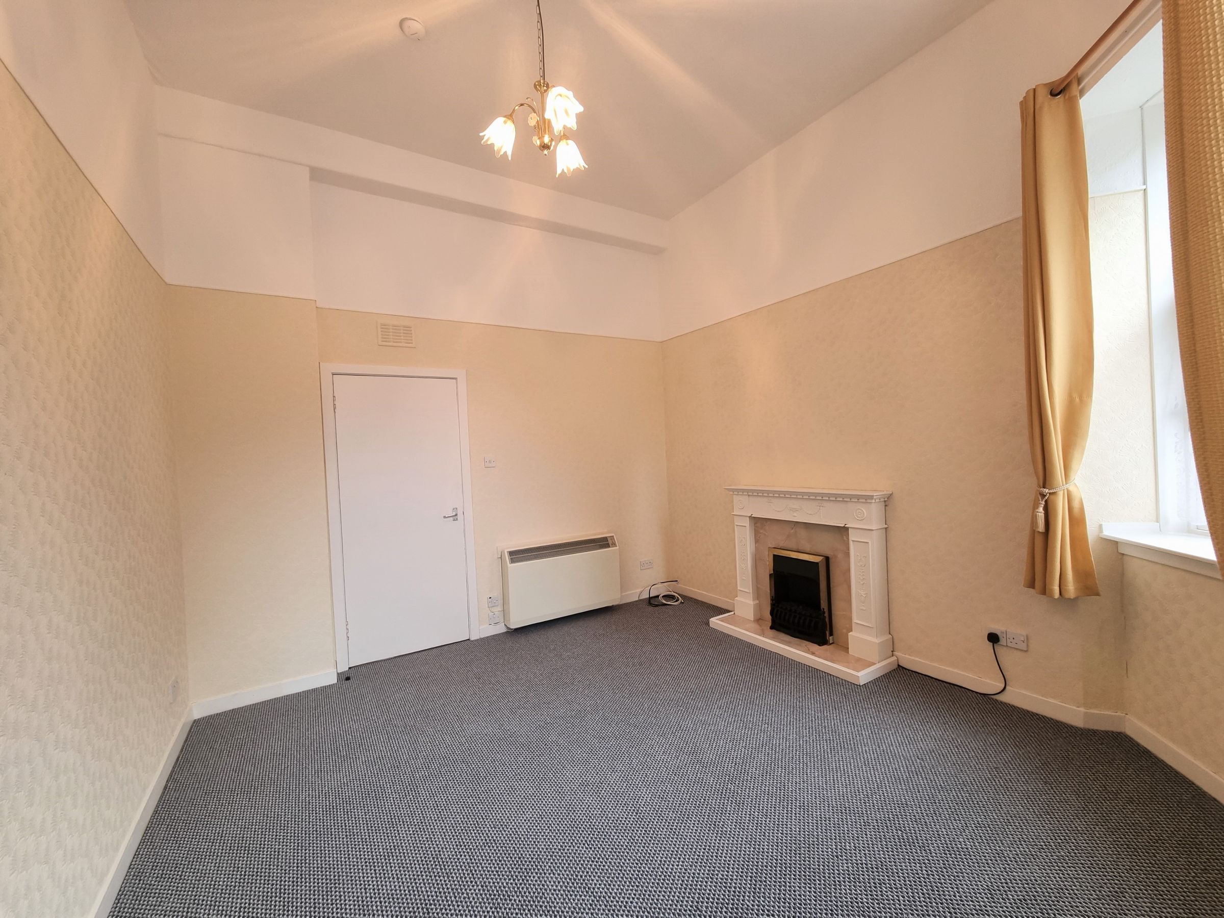 2 bed flat to rent in Urquhart Road, The Beach, Aberdeen AB24 Zoopla