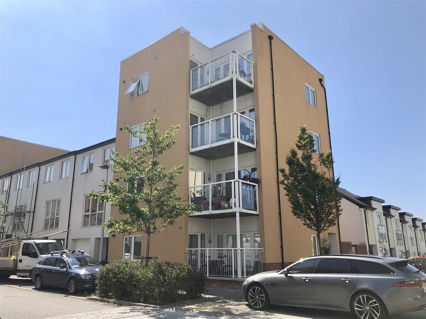 Wain Close Penarth CF64  