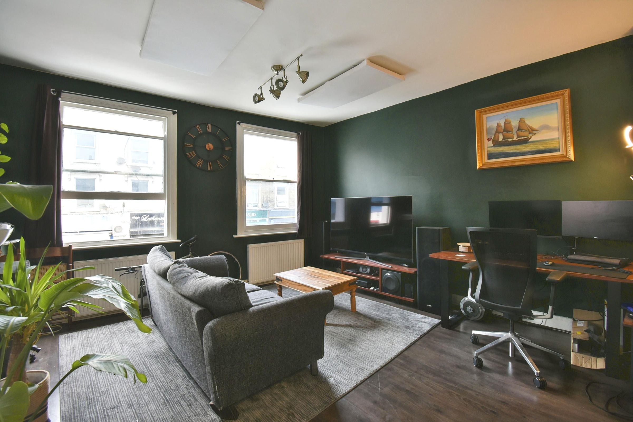 1 bed flat for sale in Coldharbour Lane, Brixton Loughborough Junction