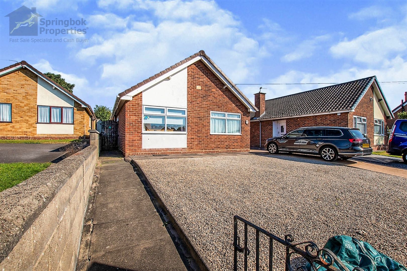2 bed detached bungalow for sale in Queens Drive, Swadlincote