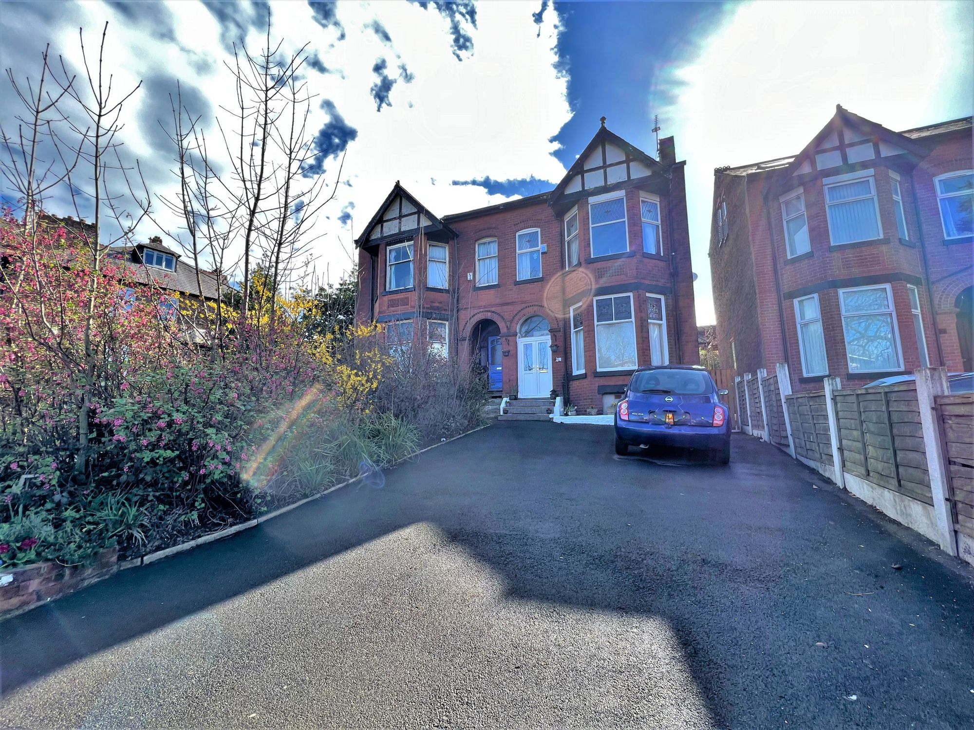 5 bed semidetached house for sale in Gilda Brook Road, Eccles M30 Zoopla