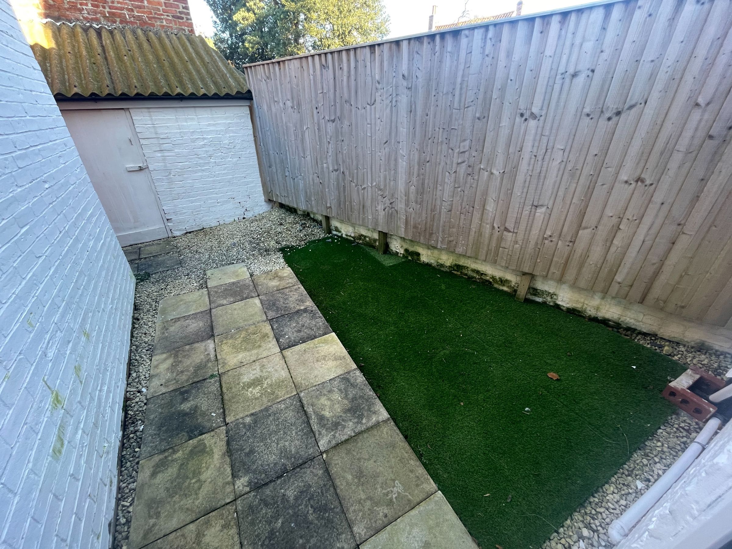 2 bed end terrace house to rent in Dear Street, Market Rasen LN8 Zoopla