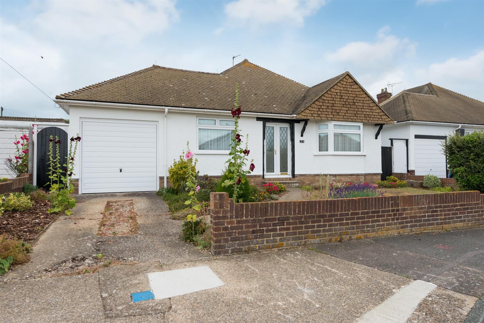 2 bed detached bungalow for sale in Manor Drive, Birchington CT7 Zoopla