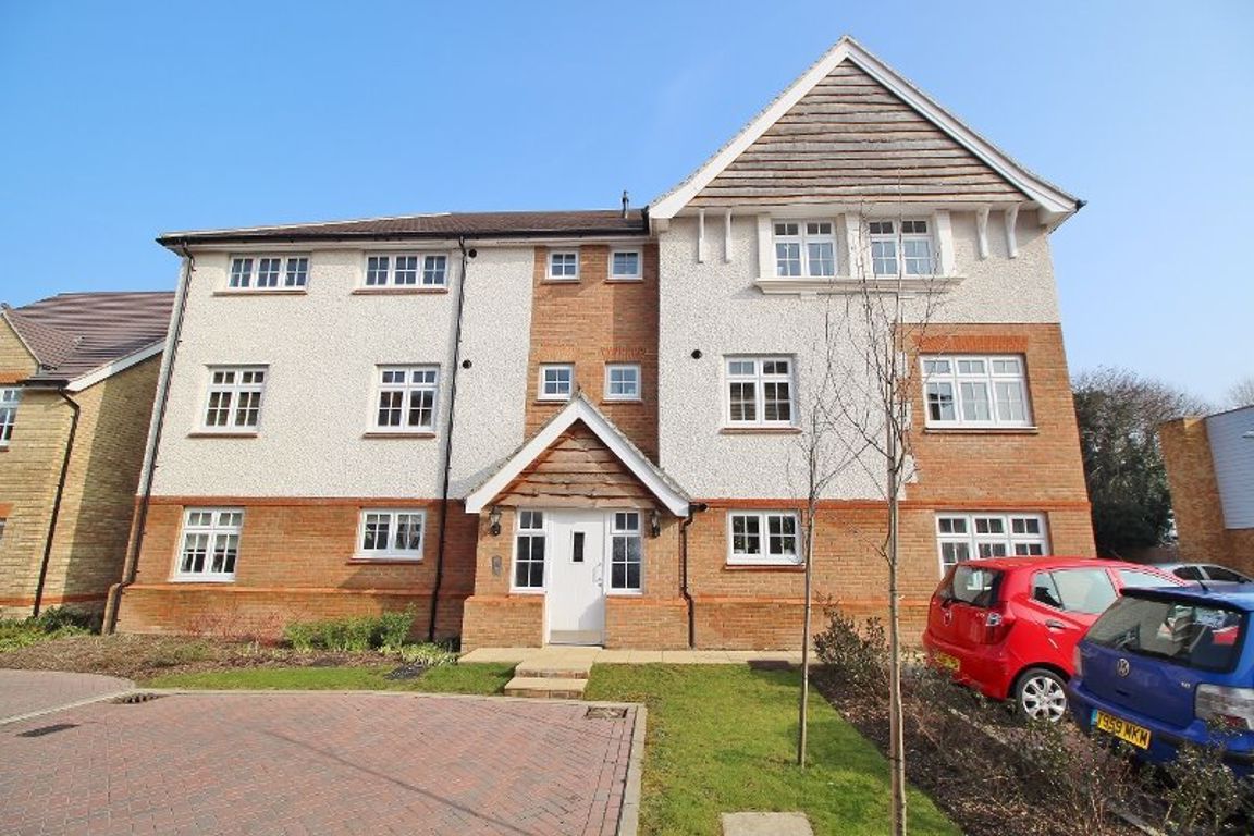 2 bed flat to rent in Albion Drive, Larkfield, Aylesford ME20 Zoopla