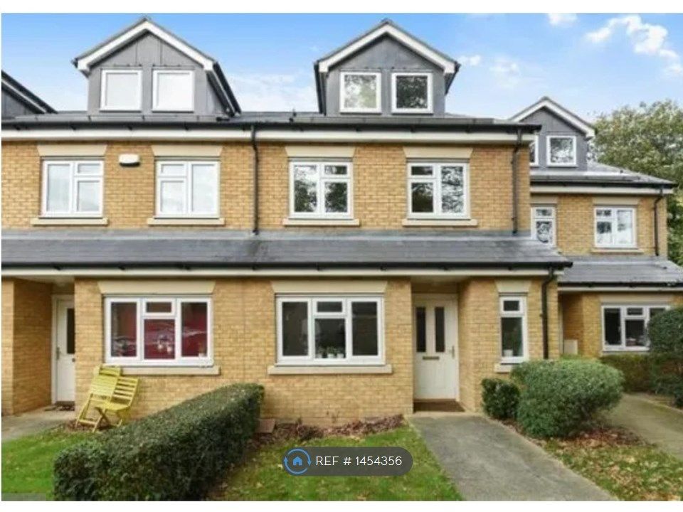 Room to rent in Kings Road, London SE25 Zoopla